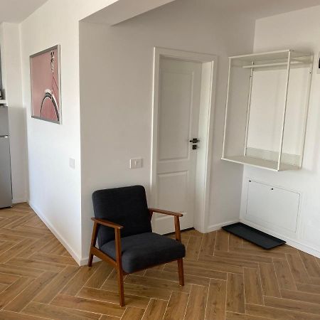 Flamingo Suites Орадеа Екстериор снимка