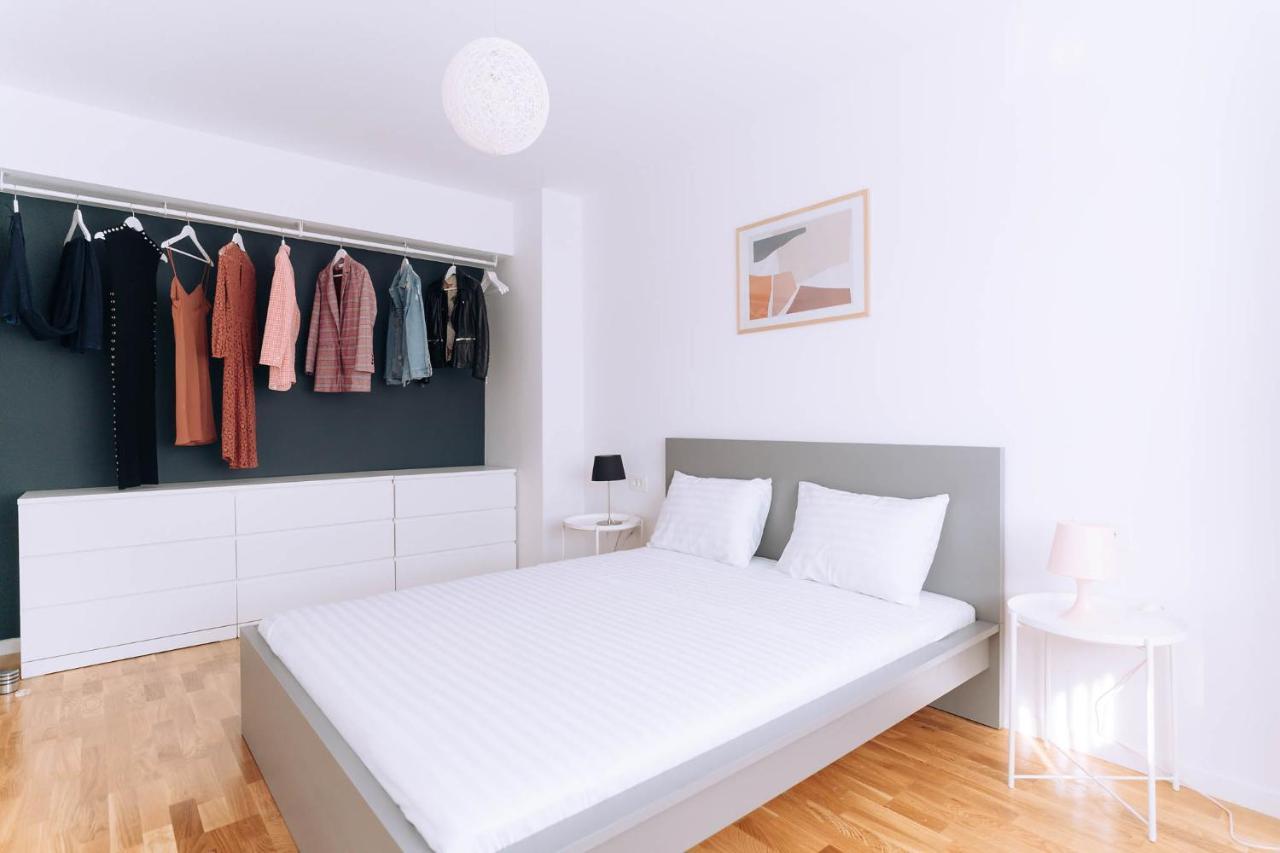 Flamingo Suites Орадеа Екстериор снимка
