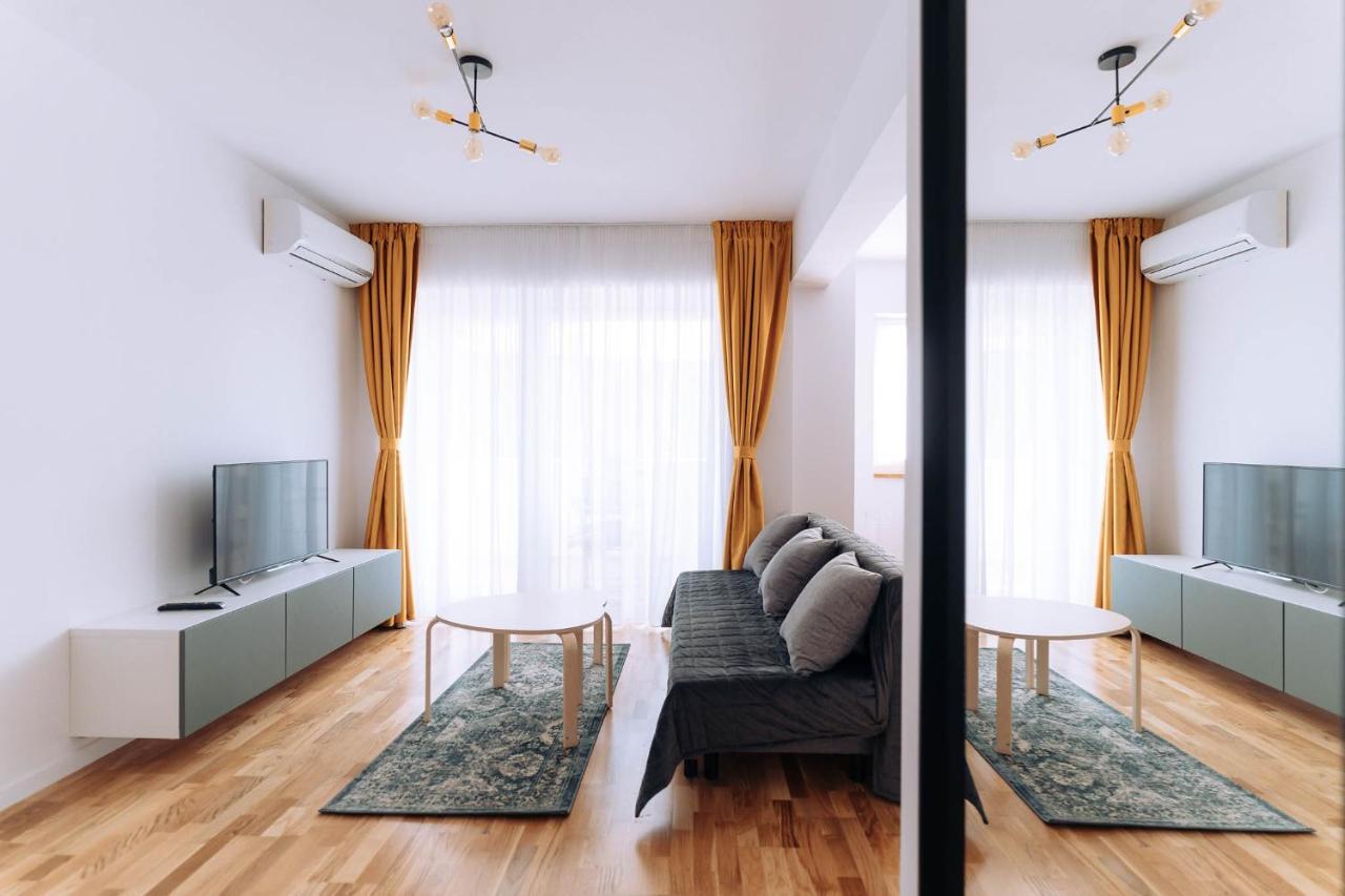 Flamingo Suites Орадеа Екстериор снимка