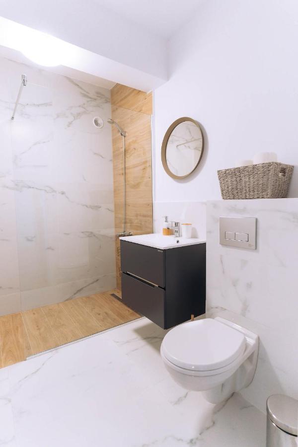 Flamingo Suites Орадеа Екстериор снимка