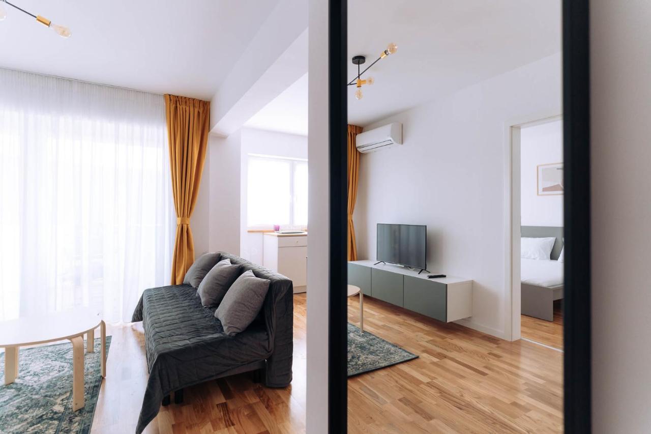Flamingo Suites Орадеа Екстериор снимка