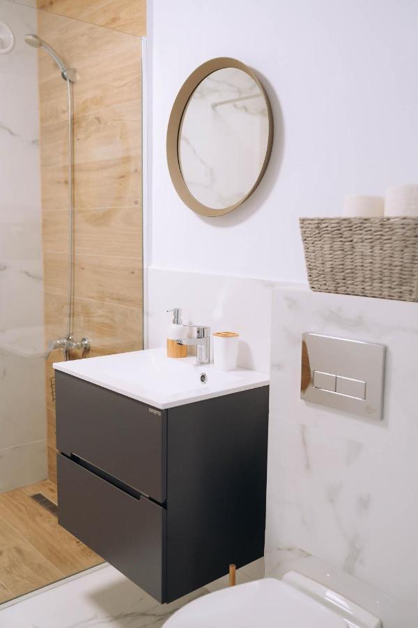 Flamingo Suites Орадеа Екстериор снимка