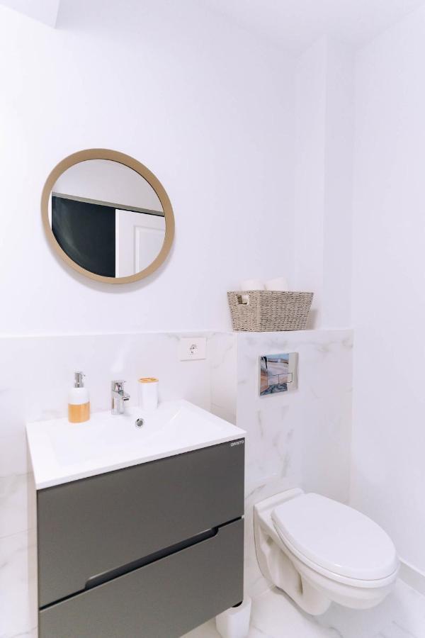 Flamingo Suites Орадеа Екстериор снимка